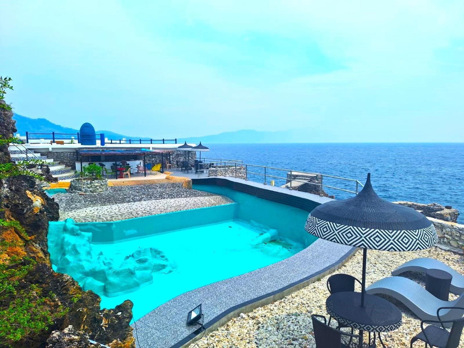 Utopia Island Resort Batangas Exterior foto